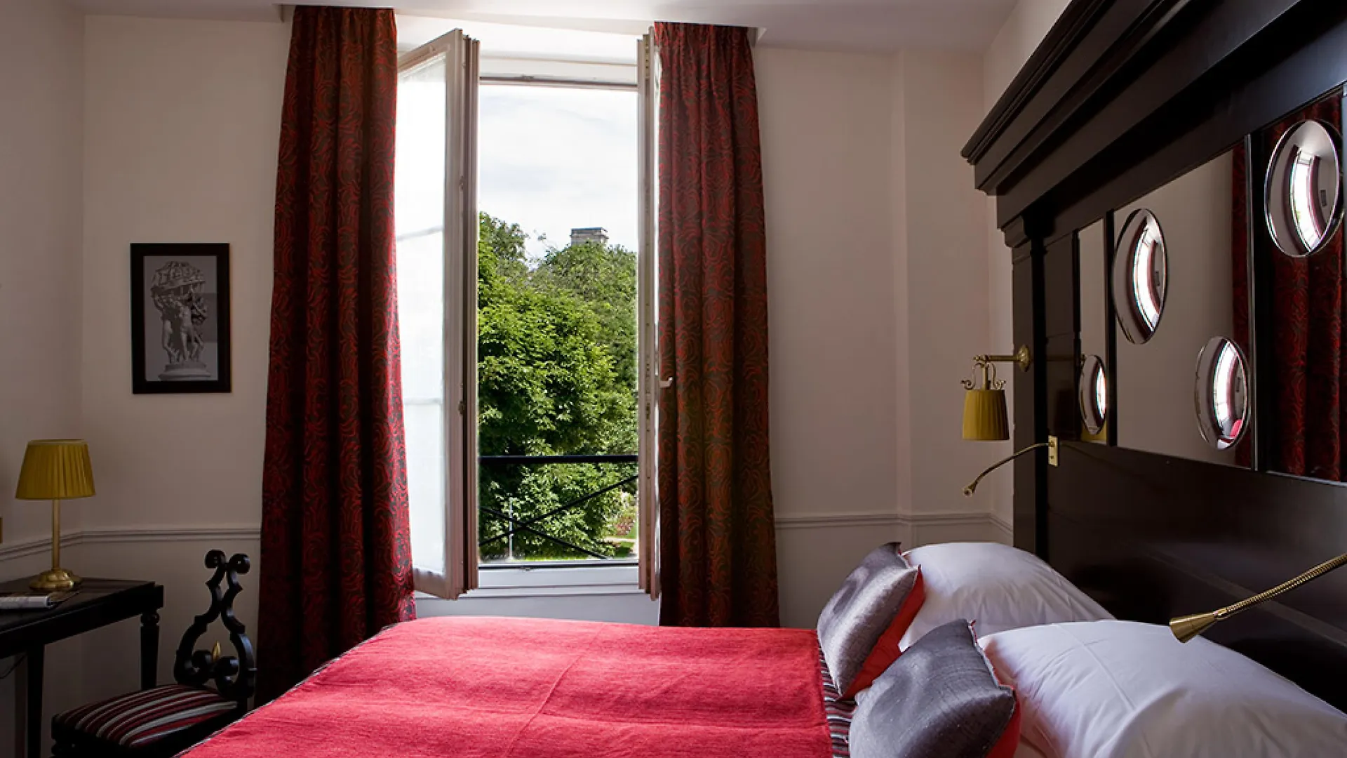 Observatoire Luxembourg Hotel